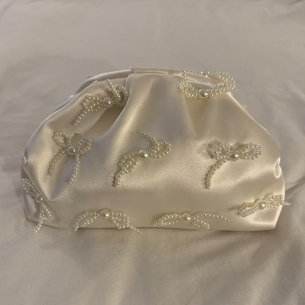 Elegant Pearl-Embellished Satin Clutch - Ivory with cross body chain